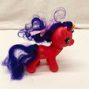 Gi Go Wonder Pony Land Coral Pink Purple Hair Gold Crown on Side & Horn Unicorn